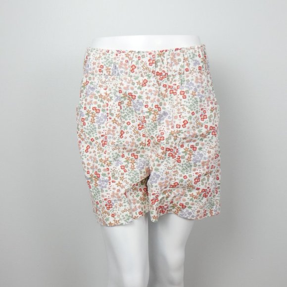 Levi's White with Red Floral Print Paperbag Elastic Waist Shorts Medium - Picture 6 of 10